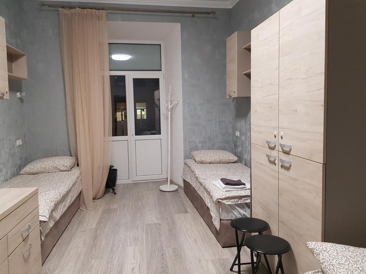 Hostel "Гном & Gnome" Lviv Eksteriør bilde